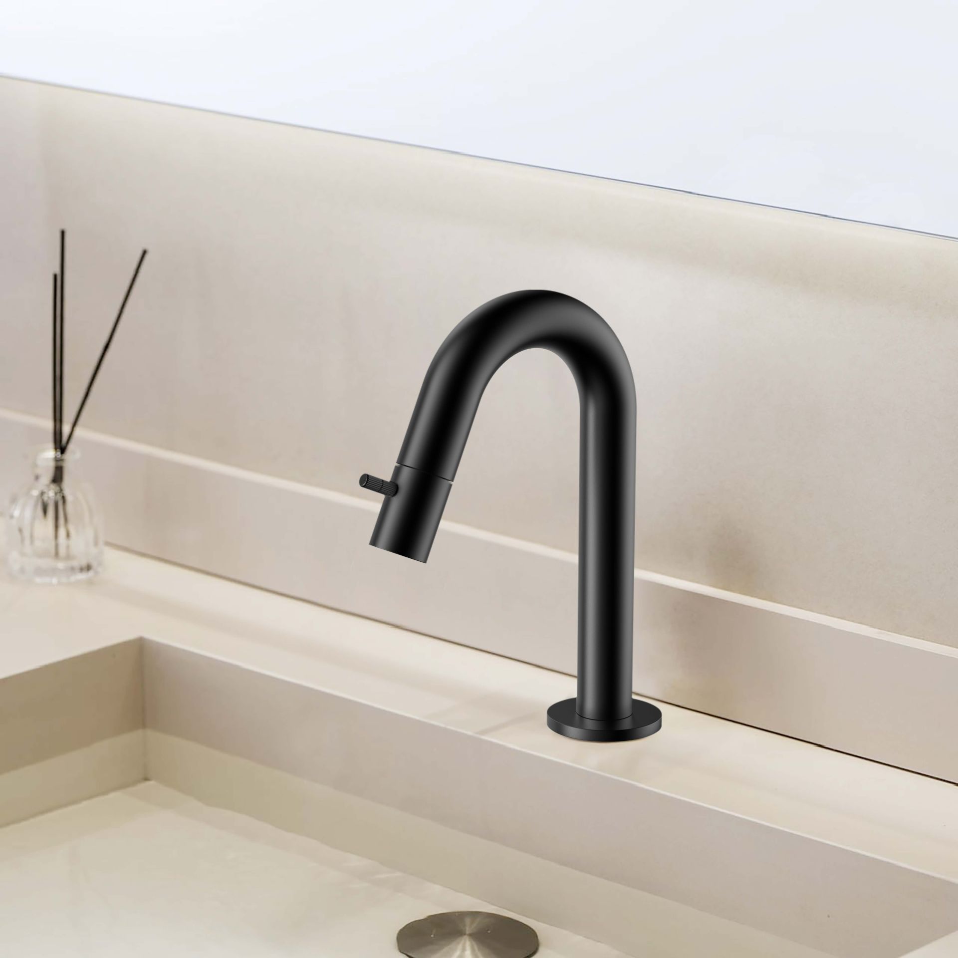 Robinet d'eau froide Stria – bec courbé – sans bonde – noir mat (PVD)